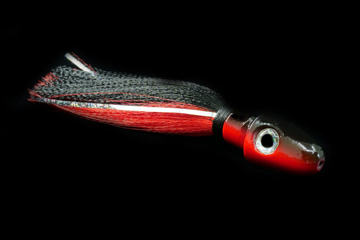 Red and Black Wahoo Slayer lure. This Gulfstream Lures trolling lure is the ultimate lure for wahoo. It is also used as a Kingfish lure and tuna lure. A great saltwater trolling lure. Wahoo Trolling Lure