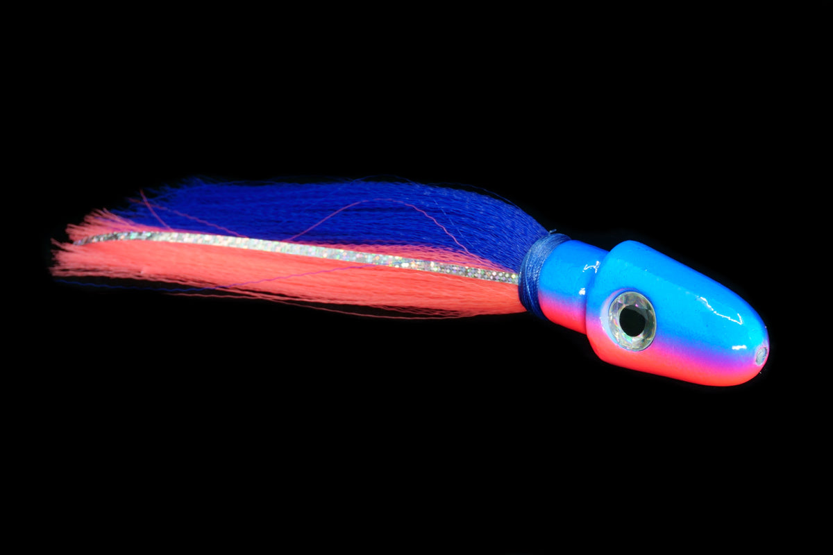 Pink and Blue Wahoo Slayer lure. This Gulfstream Lures trolling lure is the ultimate lure for wahoo. It is also used as a Kingfish lure and tuna lure. A great saltwater trolling lure. Wahoo Trolling Lure